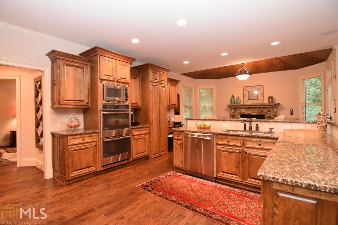 9035 Coventry Pt, Suwanee, GA 30024 photo 7