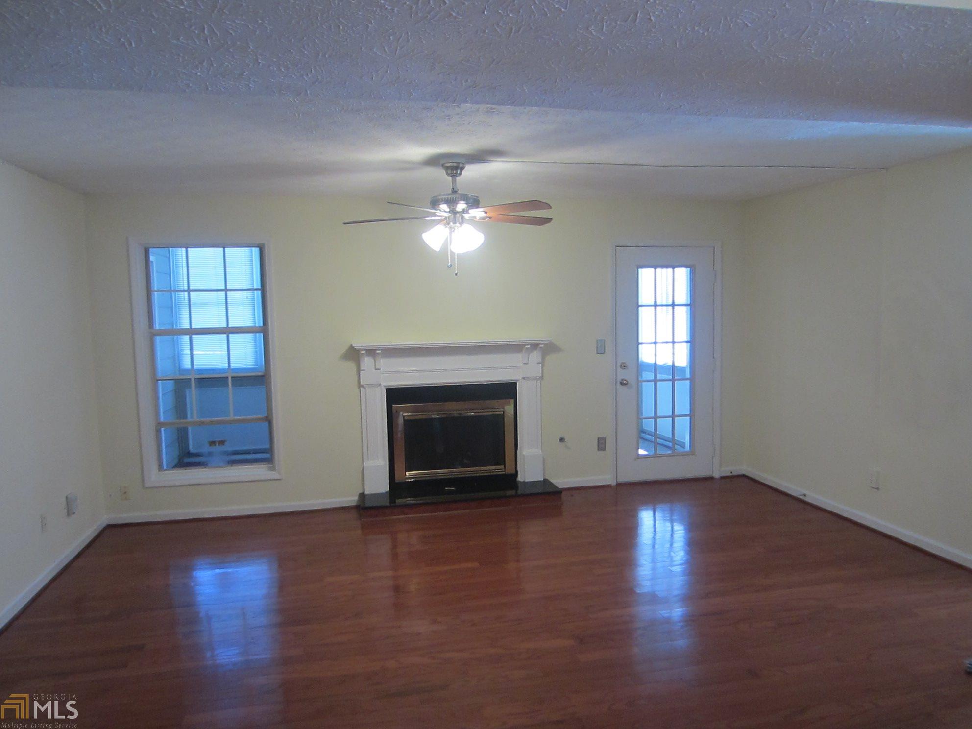 6403 Oakleaf Ln, Morrow, GA 30260 photo 5