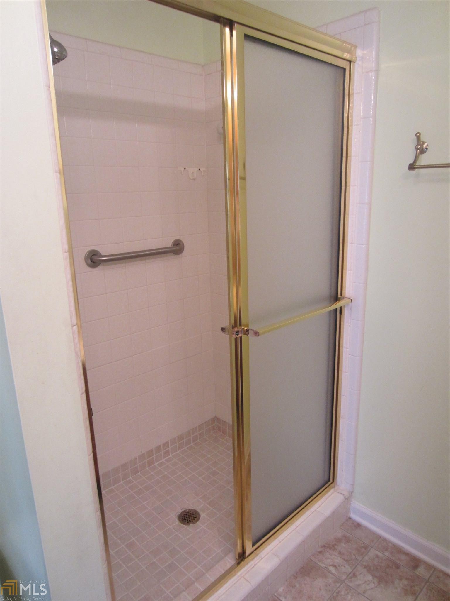 6403 Oakleaf Ln, Morrow, GA 30260 photo 17