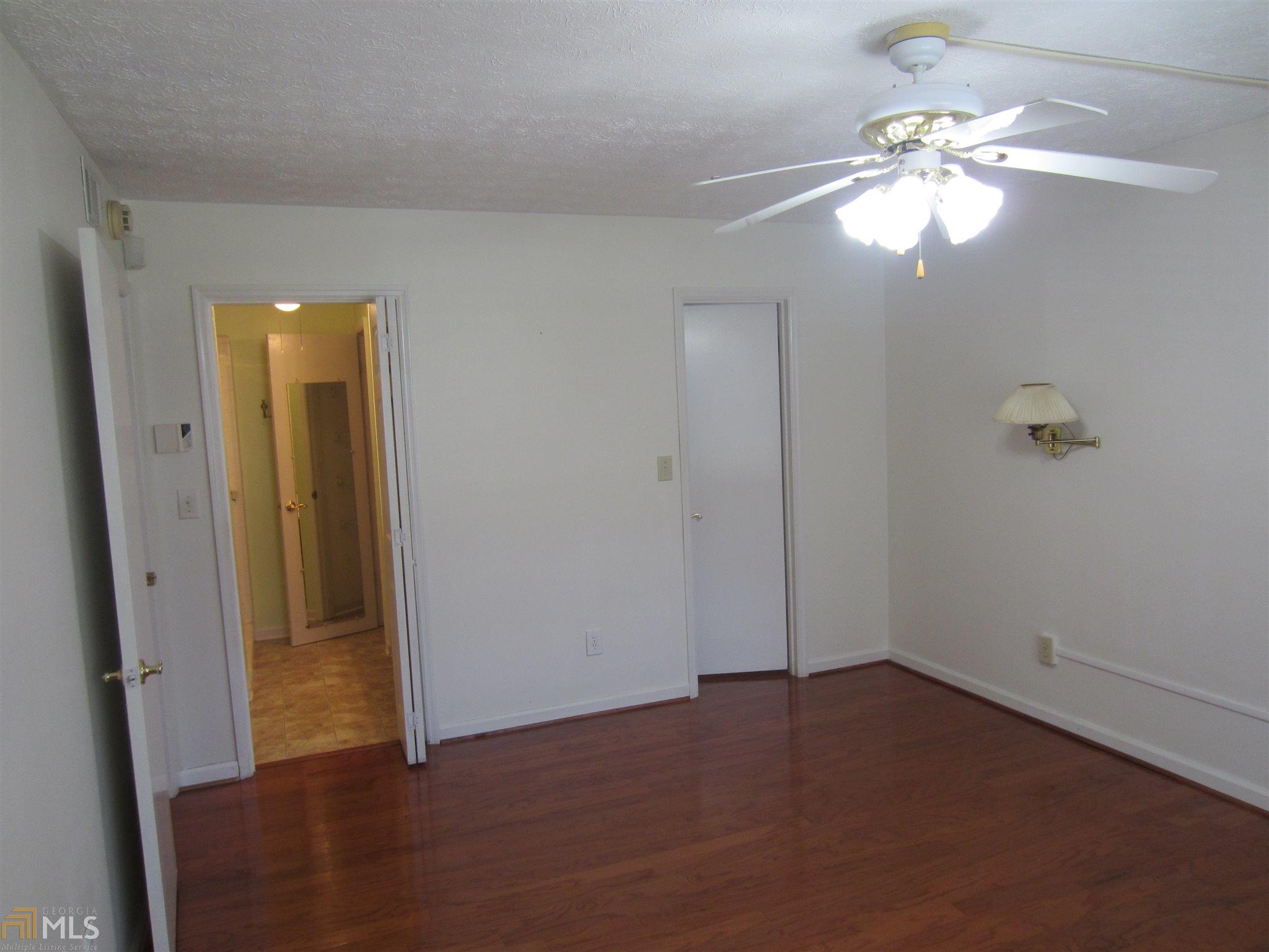 6403 Oakleaf Ln, Morrow, GA 30260 photo 13