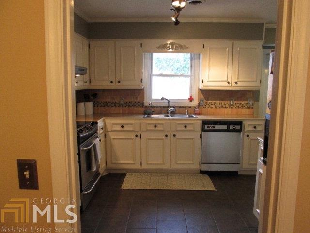 102 Bobwhite Dr, Dublin, GA 31021 photo 3