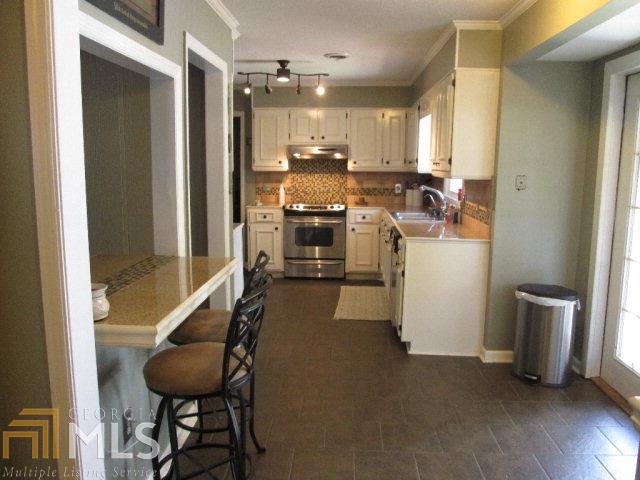 102 Bobwhite Dr, Dublin, GA 31021 photo 5
