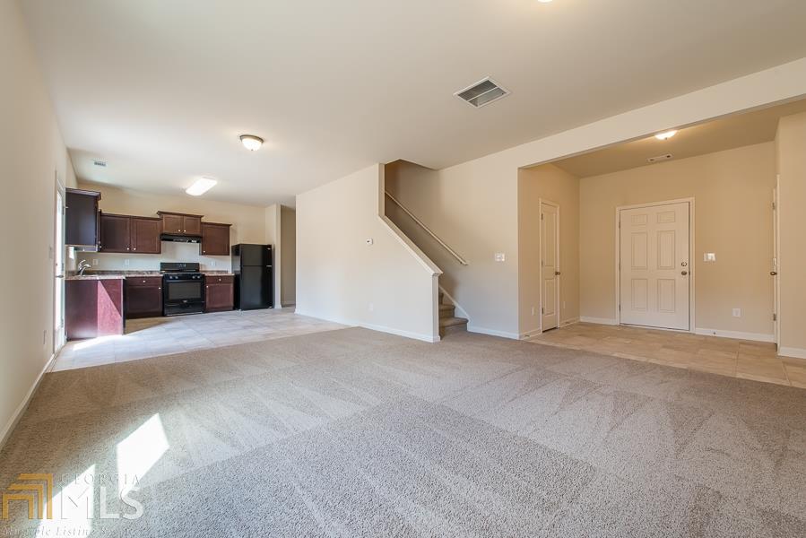 1101 Sutherland Dr, Winder, GA 30680 photo 4