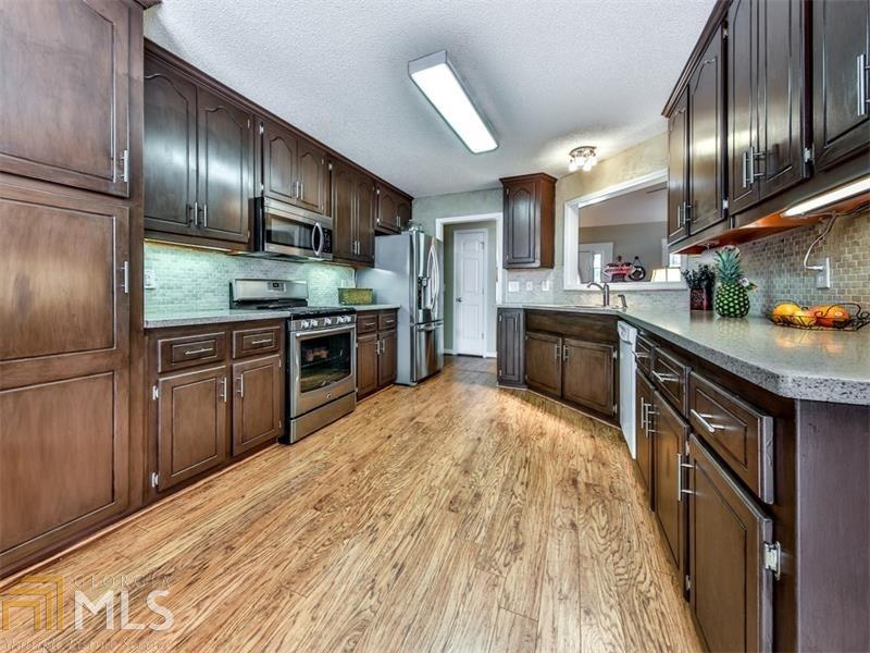 120 Bridgewater Dr, Canton, GA 30115 photo 6