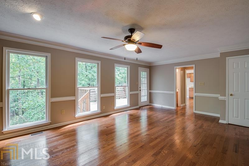 4635 Settles Point Rd, Suwanee, GA 30024 photo 3