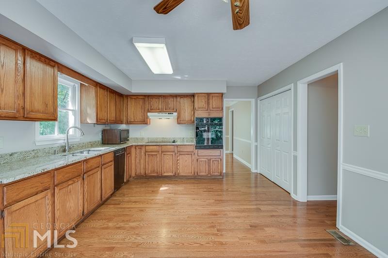 4635 Settles Point Rd, Suwanee, GA 30024 photo 19