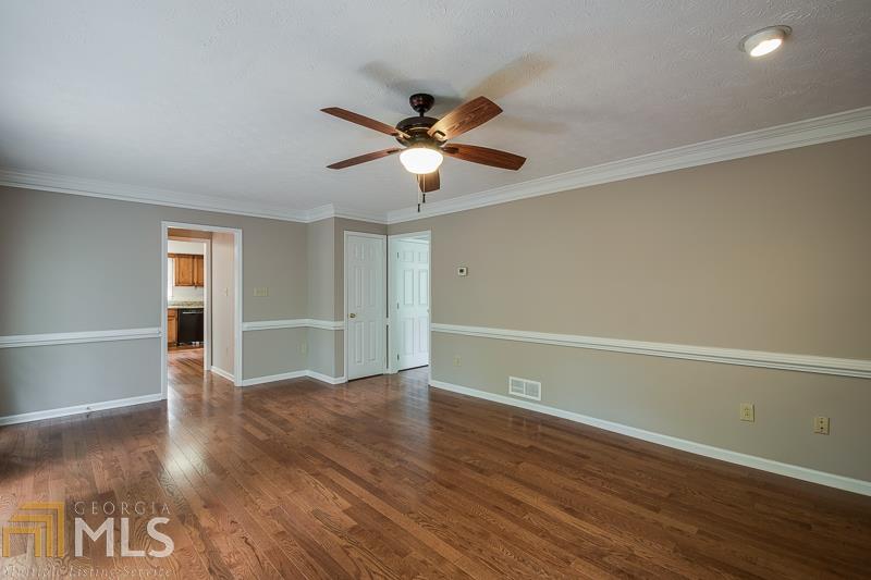 4635 Settles Point Rd, Suwanee, GA 30024 photo 7