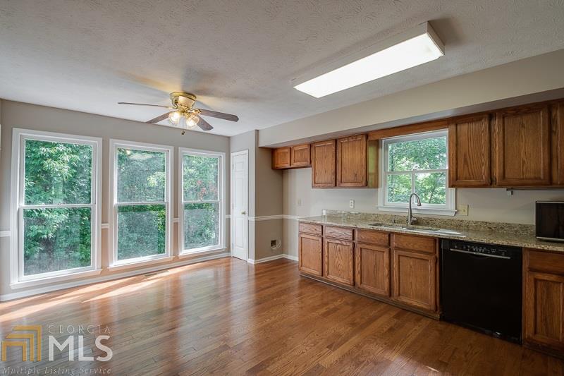 4635 Settles Point Rd, Suwanee, GA 30024 photo 18