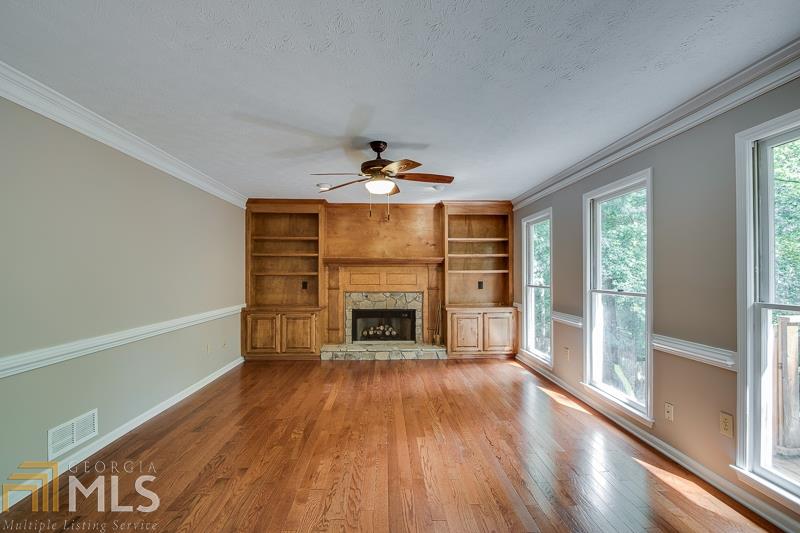 4635 Settles Point Rd, Suwanee, GA 30024 photo 10