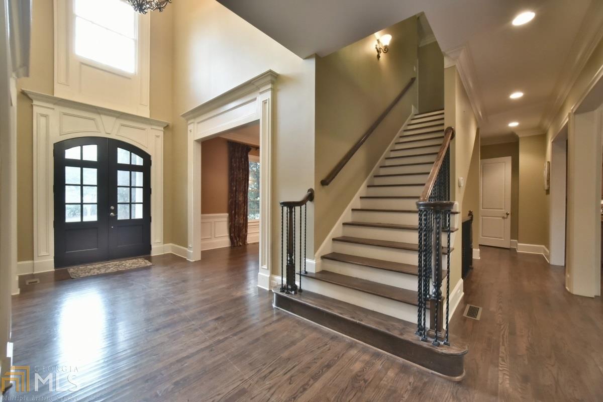 7870 Georgetown Cir, Suwanee, GA 30024 photo 2