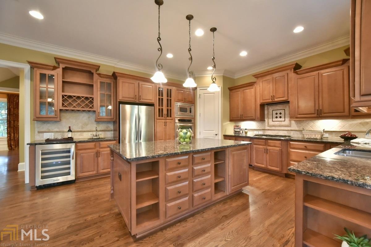 7870 Georgetown Cir, Suwanee, GA 30024 photo 3