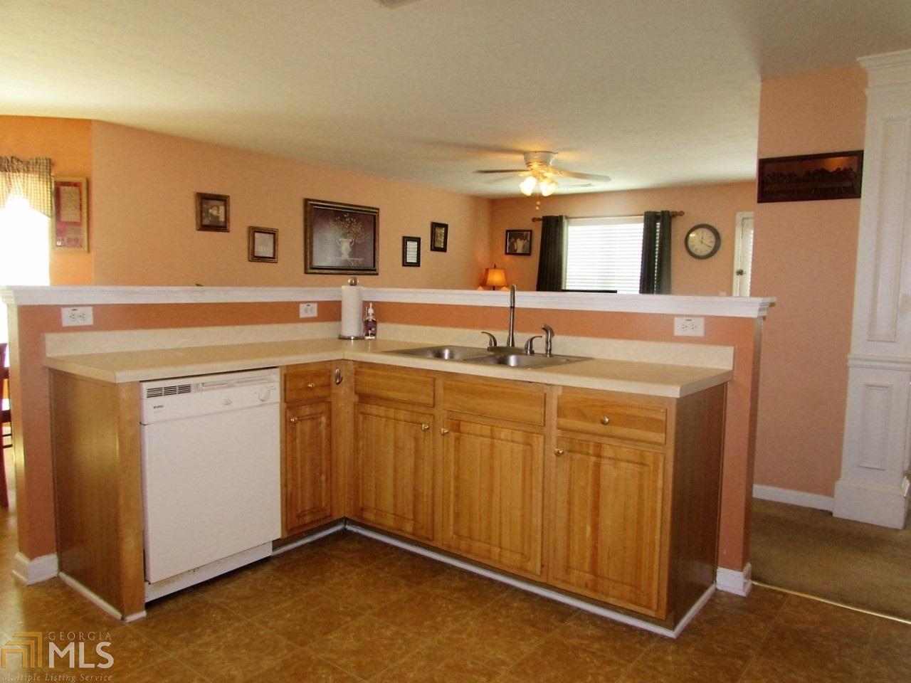 105 Spring Lake Ter, Covington, GA 30016 photo 6