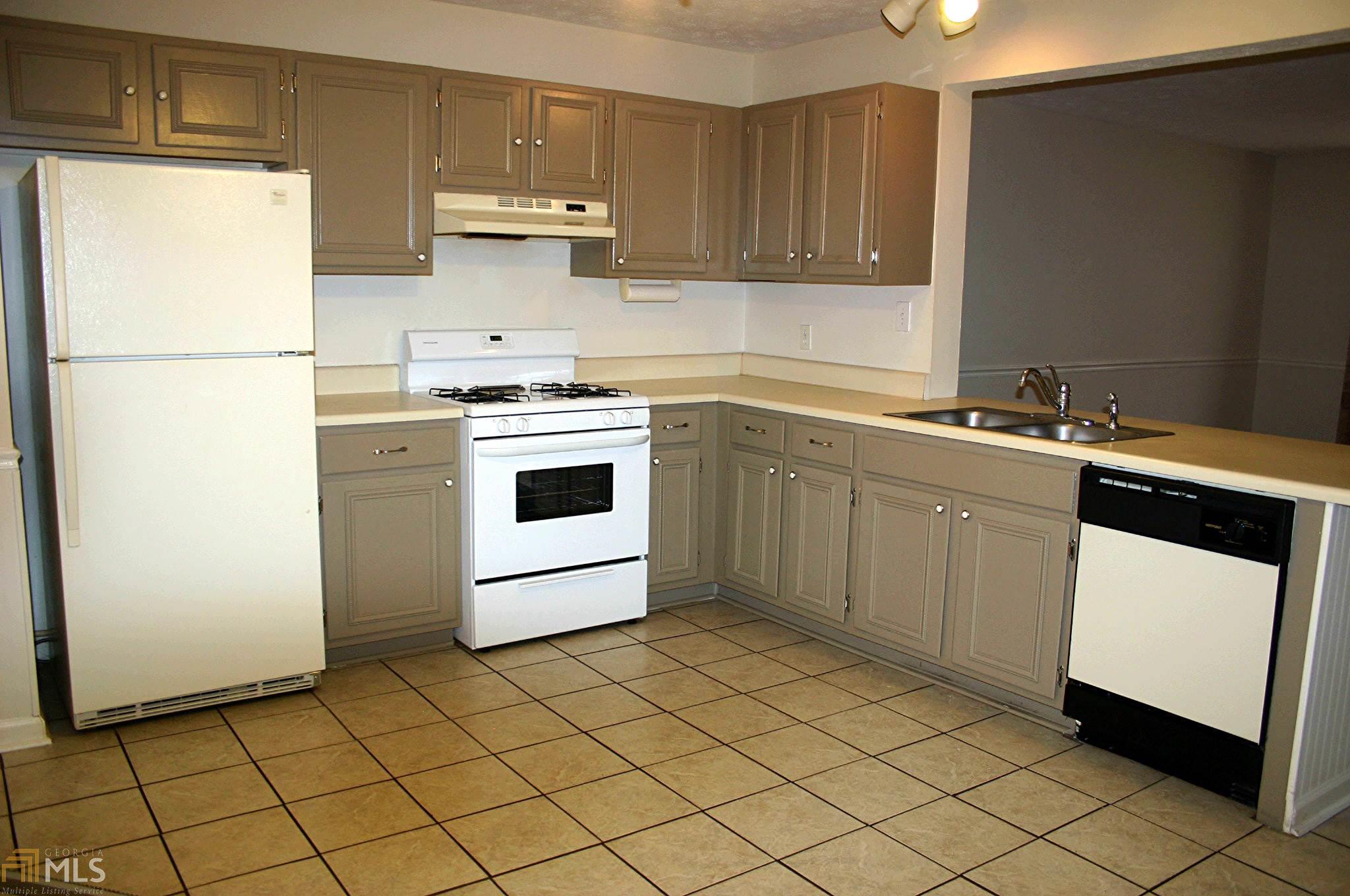 404 Bainbridge Dr, Mcdonough, GA 30253 photo 12