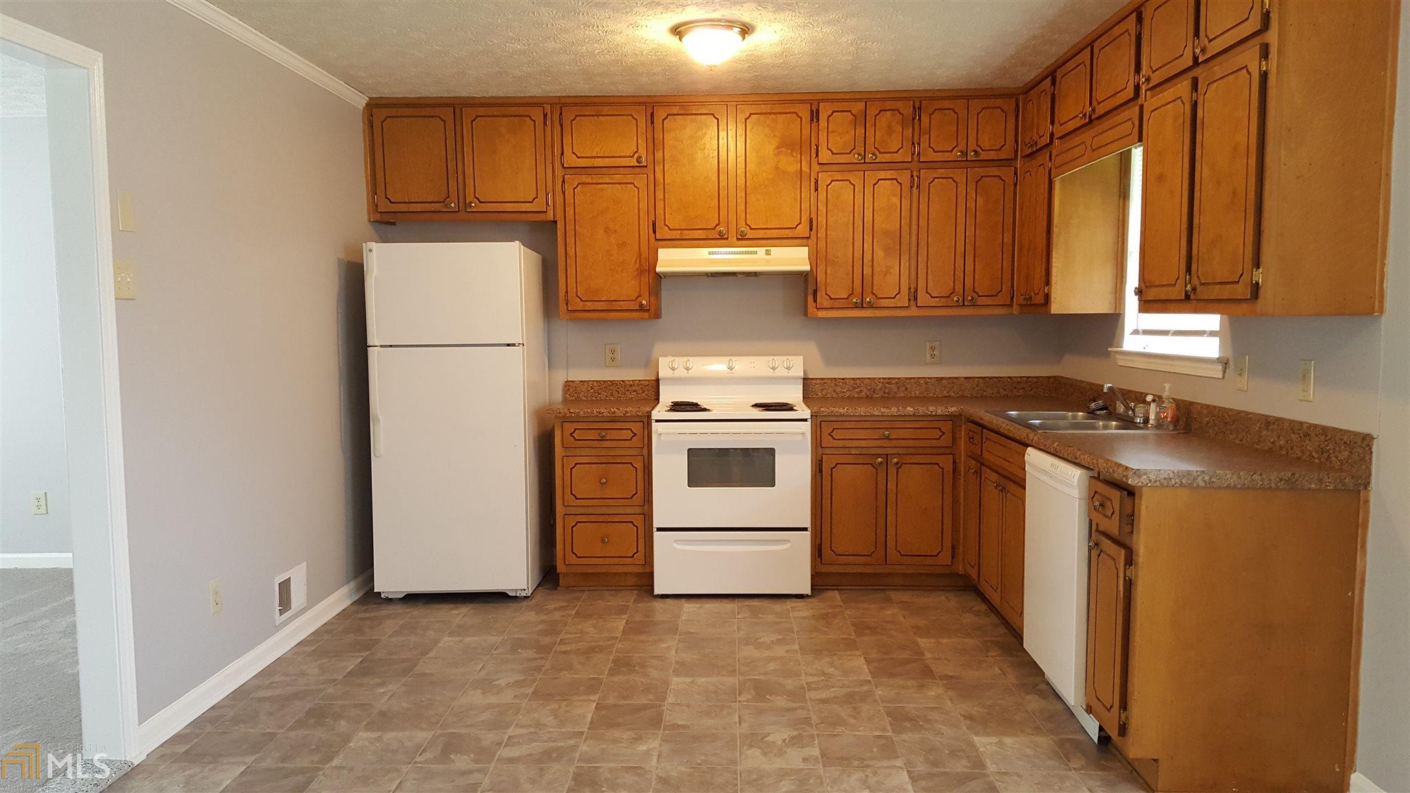 1918 Old Rex Morrow Rd, Morrow, GA 30260 photo 3