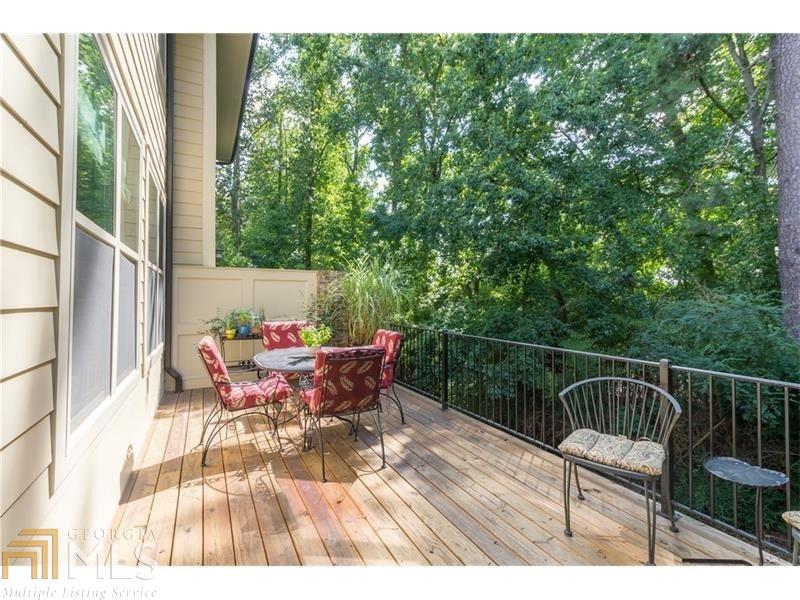 2524 Gatebury Cir, Chamblee, GA 30341 photo 9