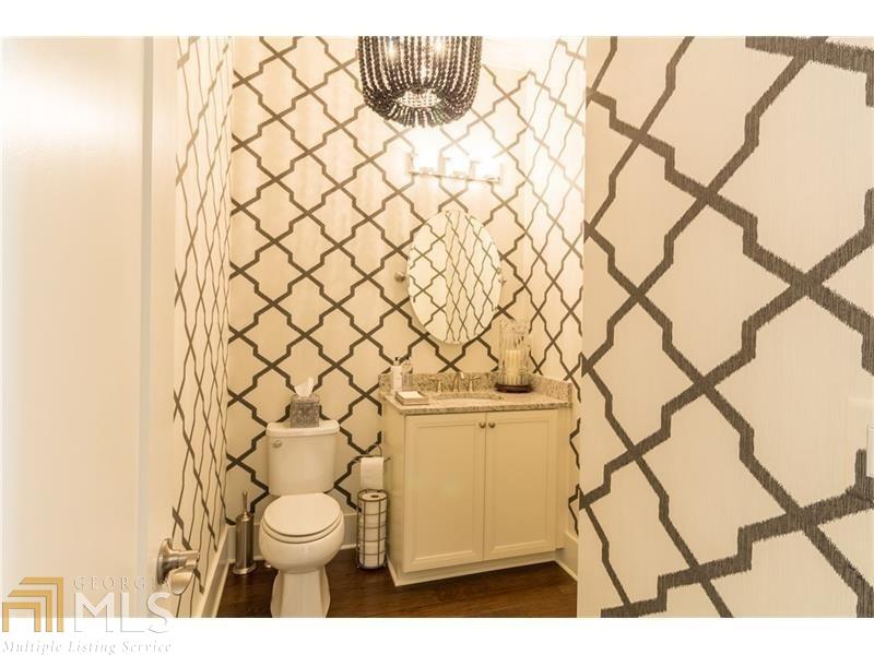 2524 Gatebury Cir, Chamblee, GA 30341 photo 10