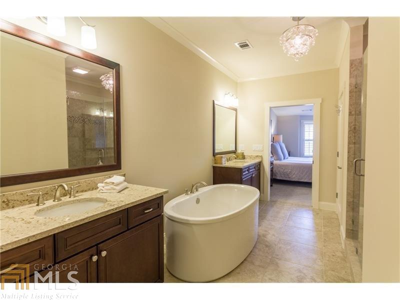 2524 Gatebury Cir, Chamblee, GA 30341 photo 13