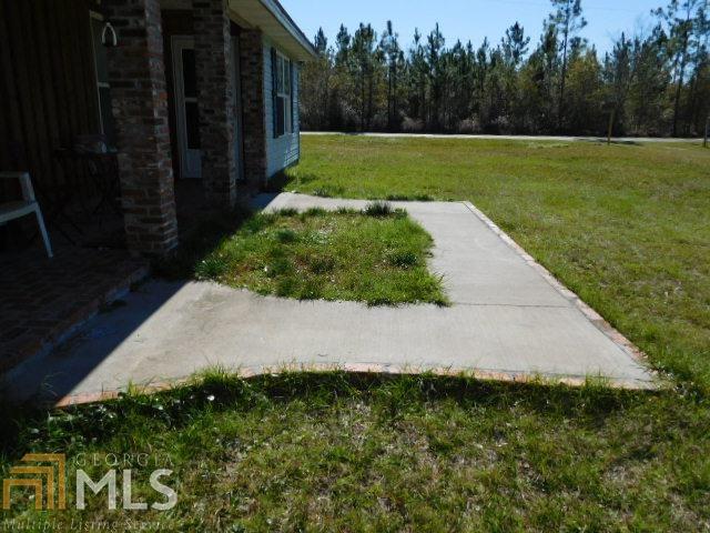 387 Burton, Nahunta, GA 31553 photo 8