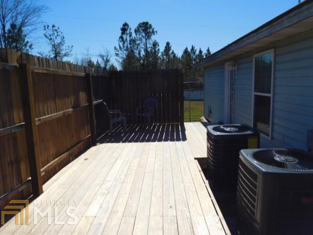 387 Burton, Nahunta, GA 31553 photo 5