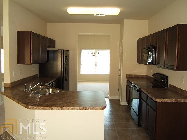 305 Hillcrest Ct, Hampton, GA 30228 photo 19