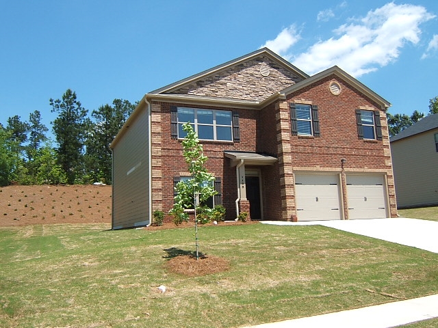 304 Pernell Dr, Hampton, GA 30228 photo 2