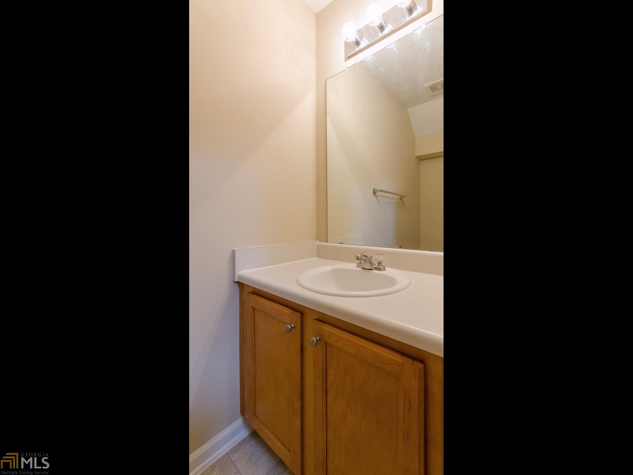 11240 James Madison Dr, Hampton, GA 30228 photo 4