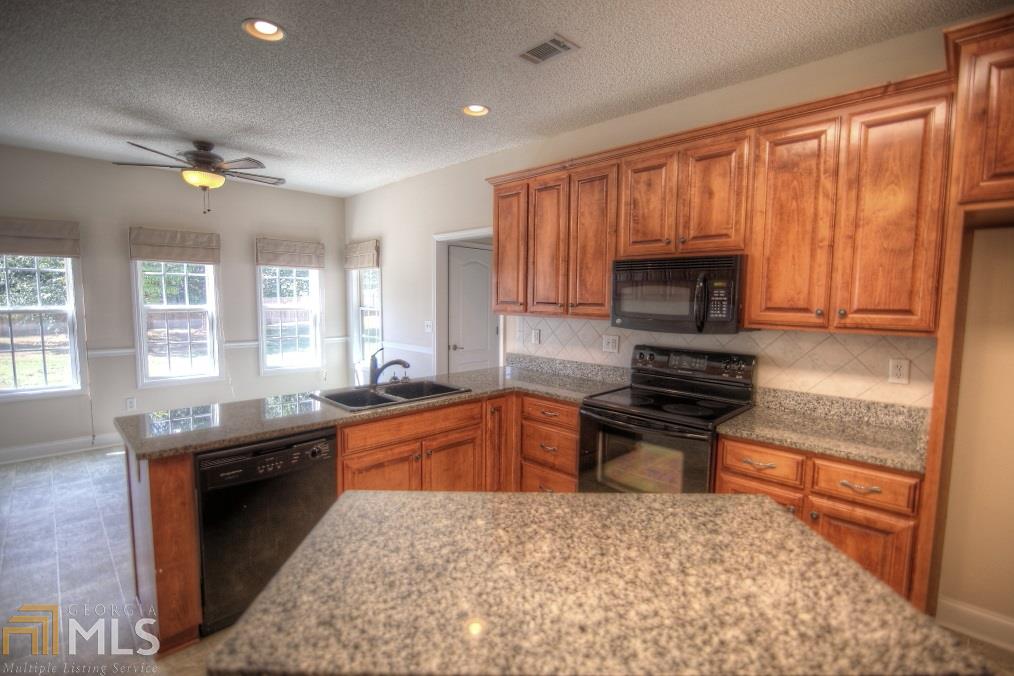 264 Caitlyn Dr, Hampton, GA 30228 photo 9