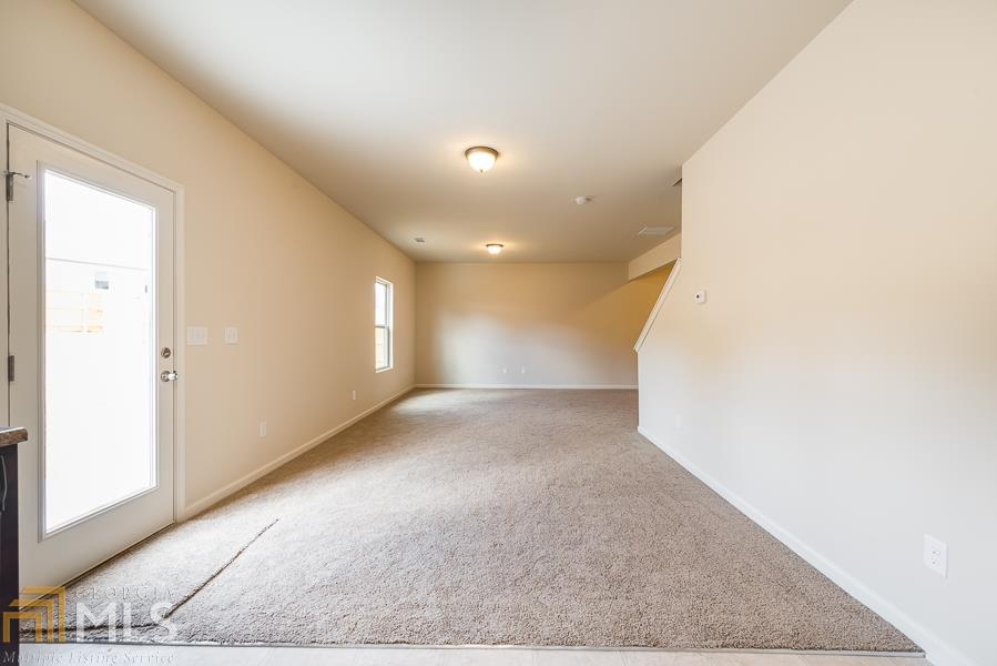 1081 Sutherland Dr, Winder, GA 30680 photo 5