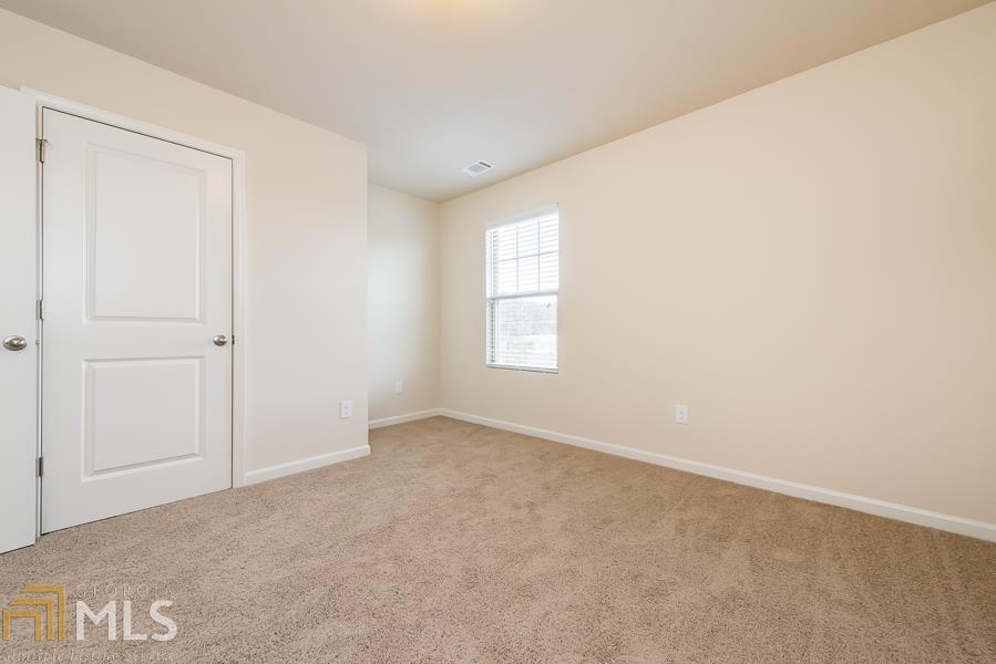 1081 Sutherland Dr, Winder, GA 30680 photo 9