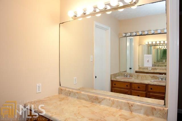 239 Orchard Rd, Rex, GA 30273 photo 13