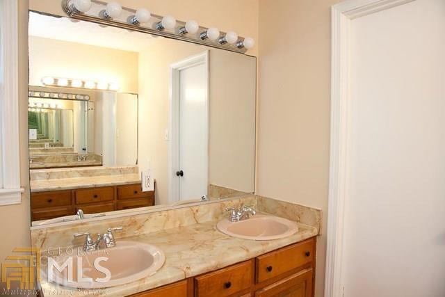 239 Orchard Rd, Rex, GA 30273 photo 12