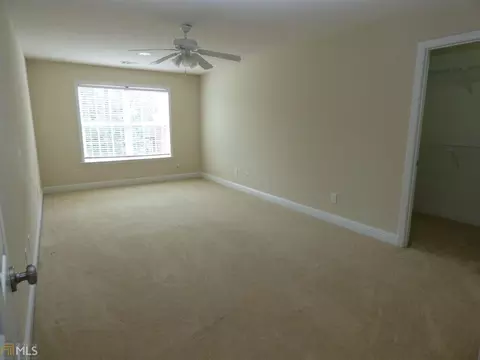 Undisclosed, Macon, GA 31220 photo 18