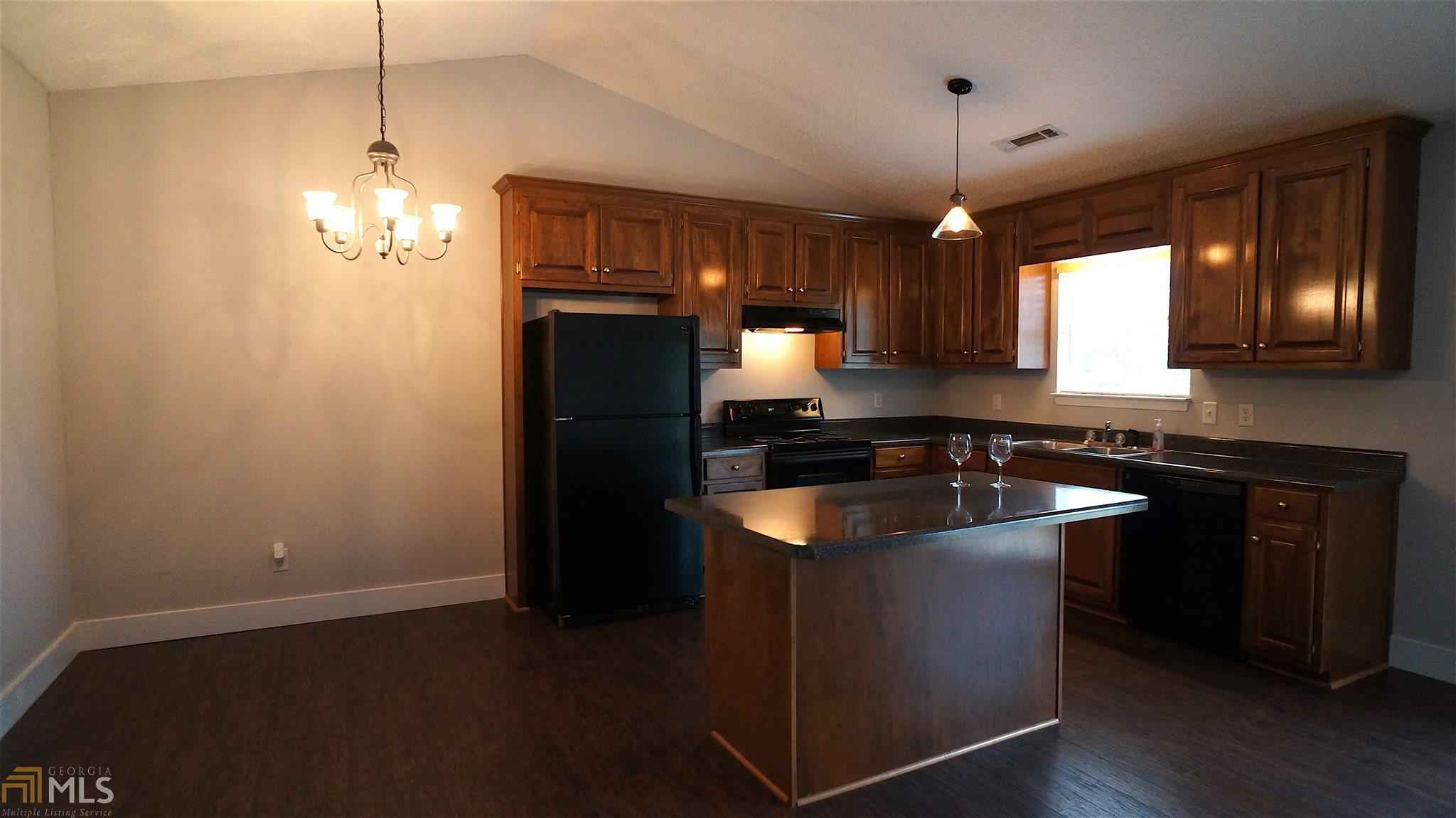 197 Mocassin Gap Rd, Jackson, GA 30233 photo 4