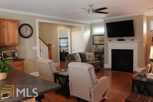 307 Myrtle Trace Ln, Suwanee, GA 30024 photo 2