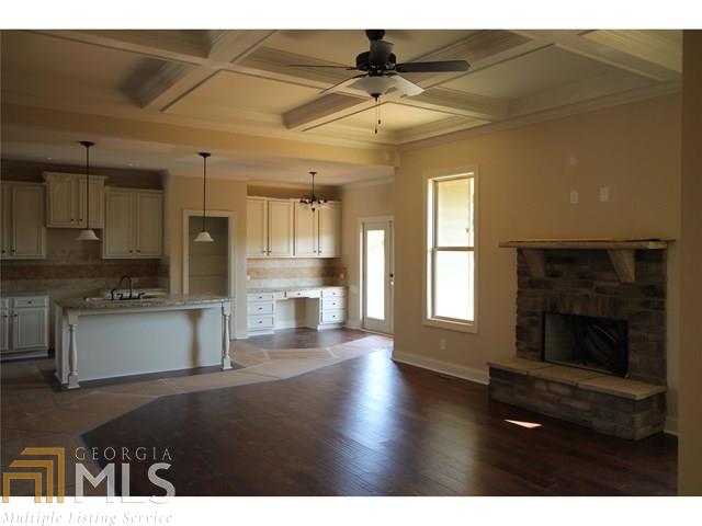112 Feather Ln, Jackson, GA 30233 photo 4