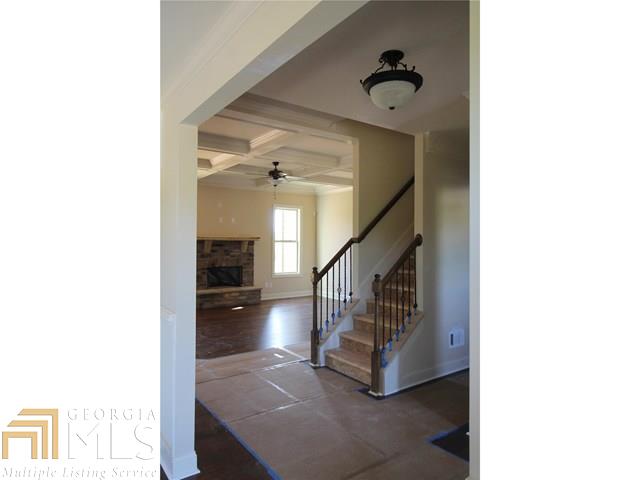 112 Feather Ln, Jackson, GA 30233 photo 3