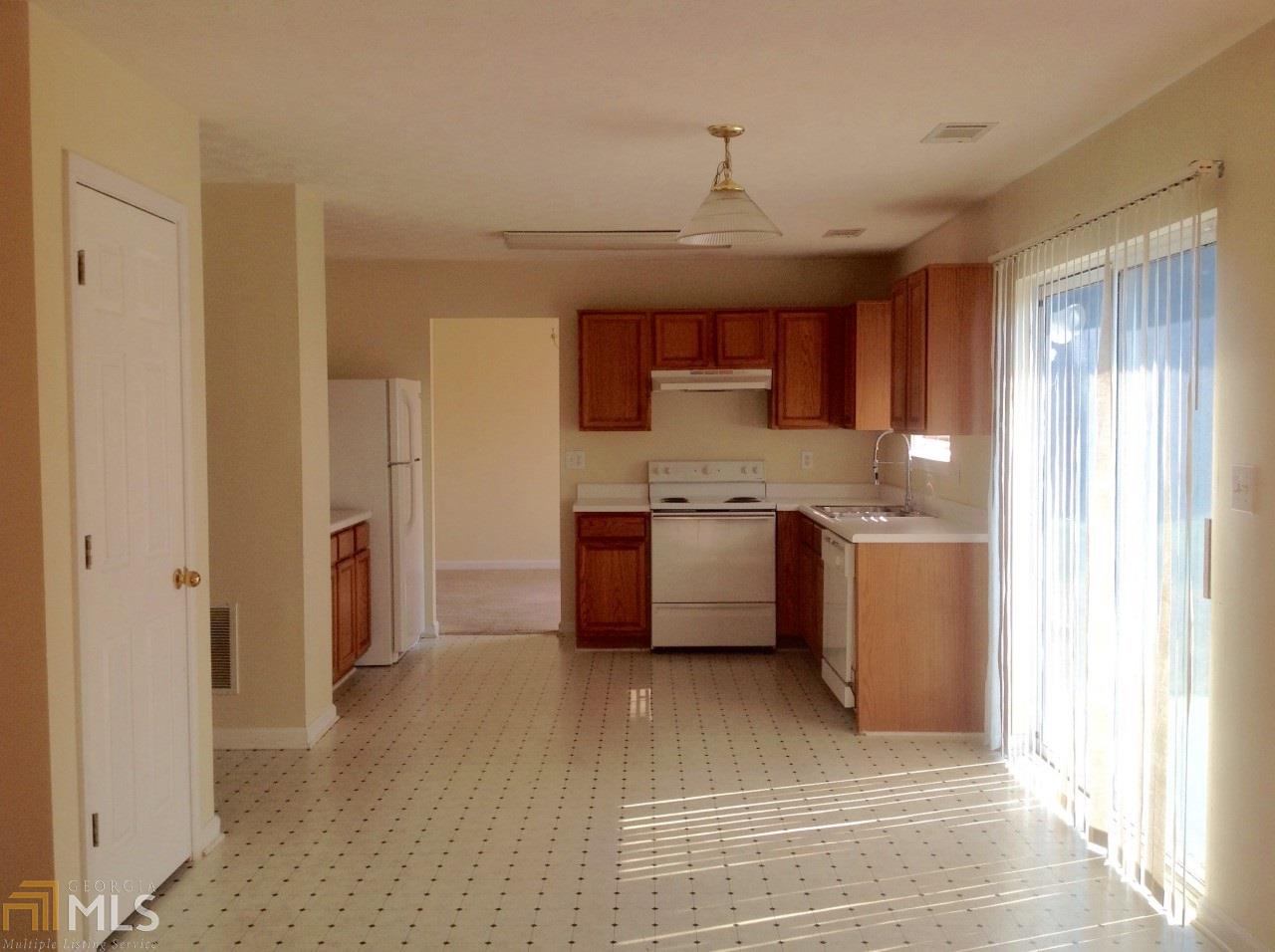 10711 Paladin Dr, Hampton, GA 30228 photo 5