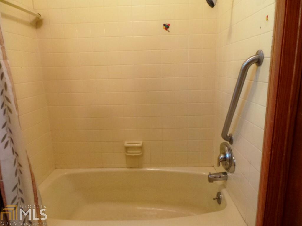 3218 Hamilton Rd, Lagrange, GA 30241 photo 13