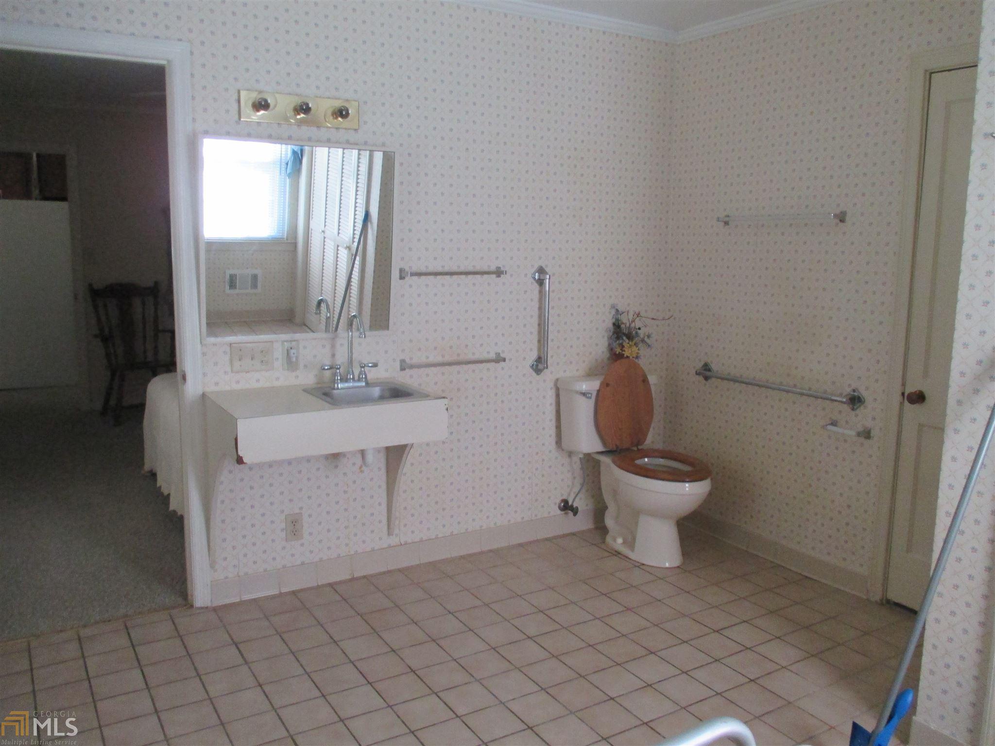 208 Comer Dr, Dublin, GA 31021 photo 22
