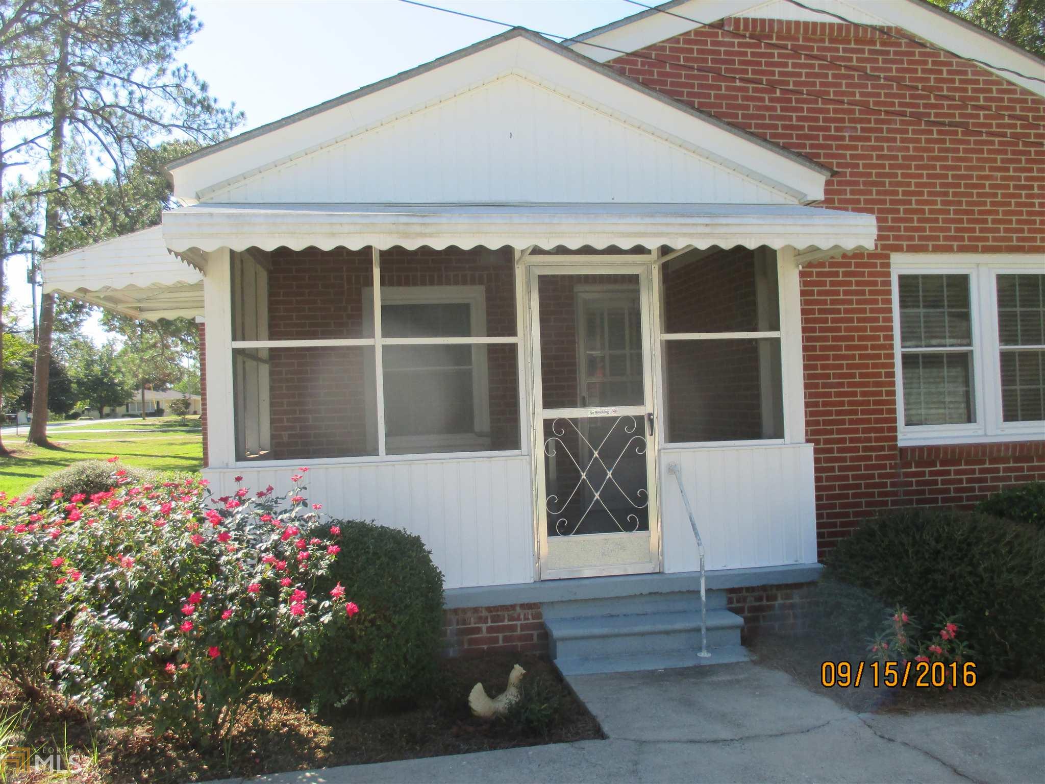 208 Comer Dr, Dublin, GA 31021 photo 4