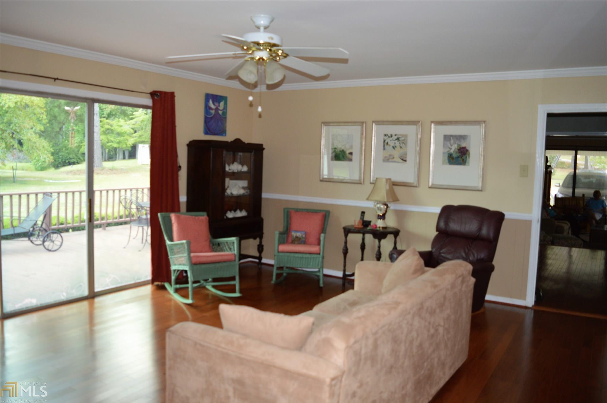 112 Cherokee Dr, Barnesville, GA 30204 photo 9