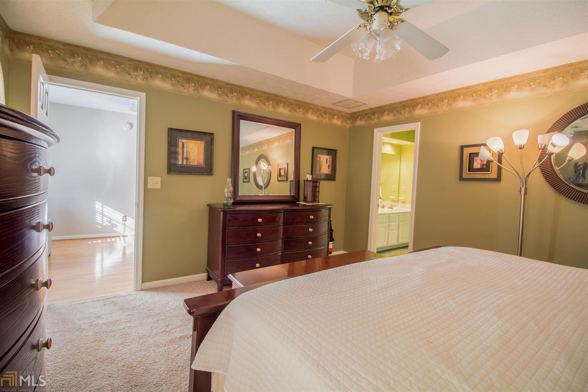 2010 Pendleton Pl, Suwanee, GA 30024 photo 18