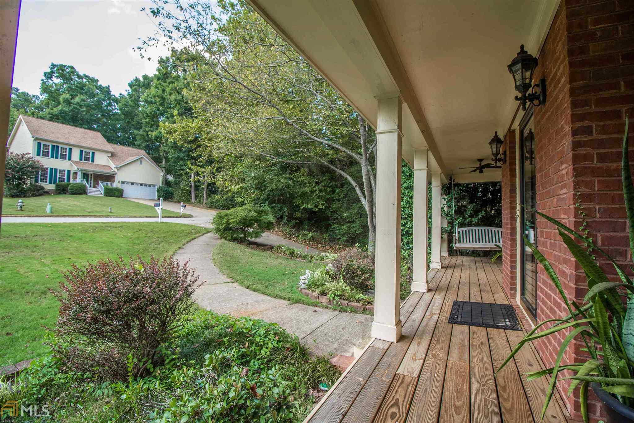 2010 Pendleton Pl, Suwanee, GA 30024 photo 4