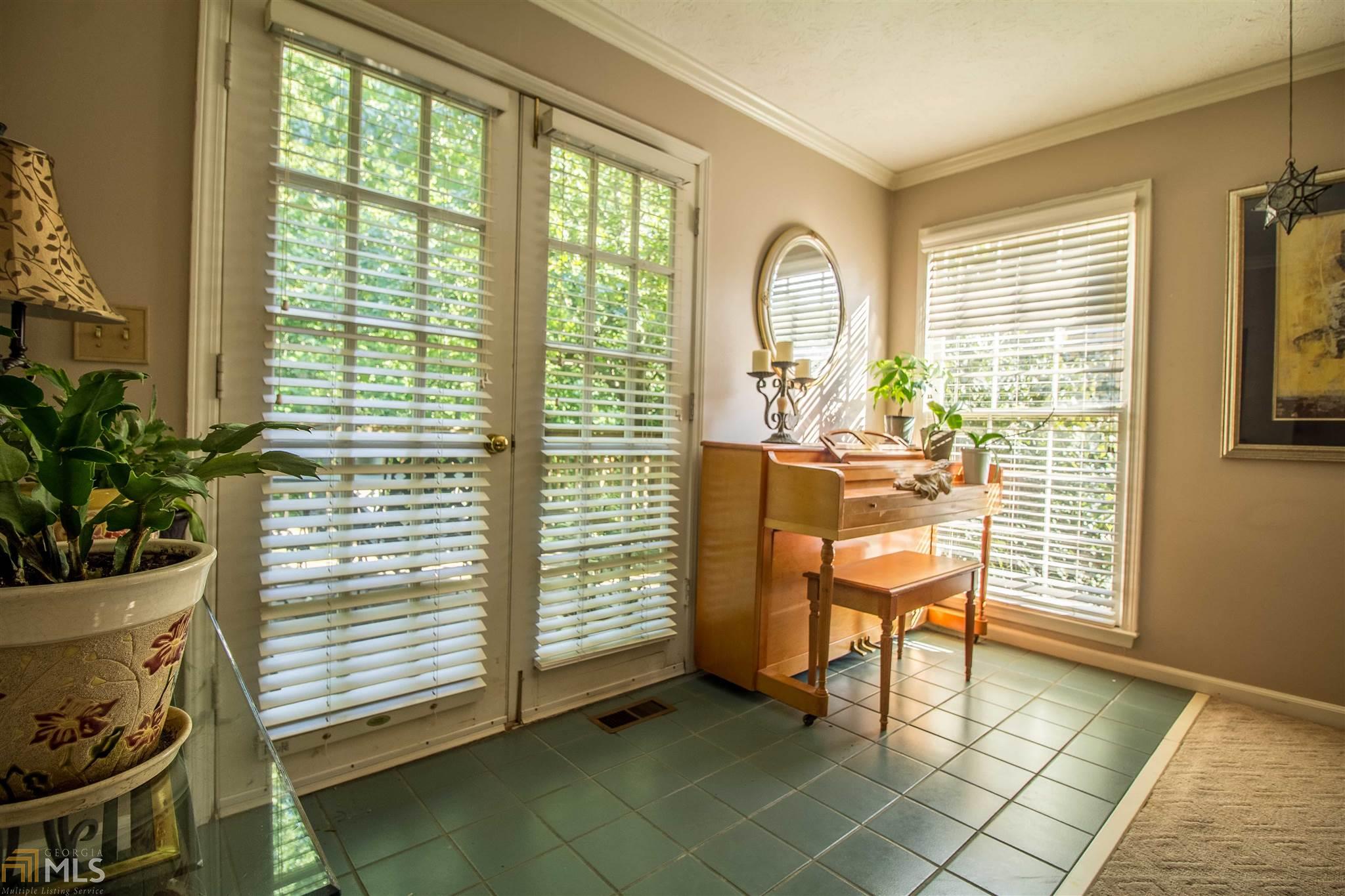2010 Pendleton Pl, Suwanee, GA 30024 photo 14