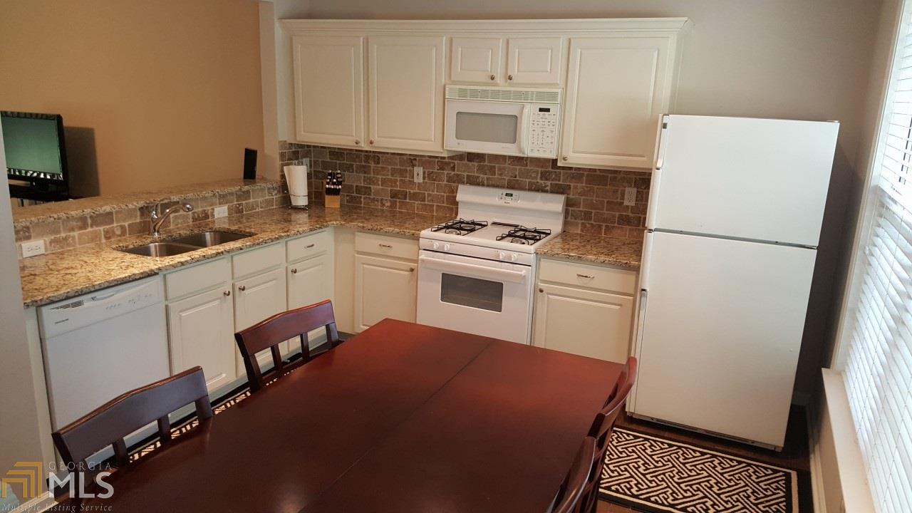3702 Berkeley Xing, Duluth, GA 30096 photo 4