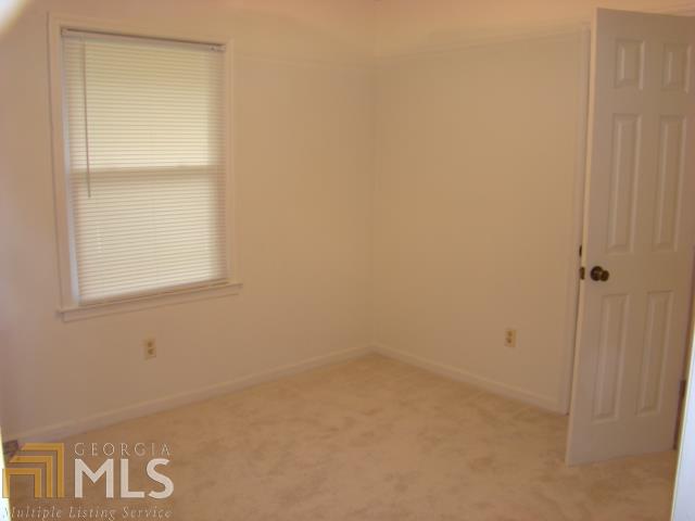 105 Hidden Pines Dr, Covington, GA 30016 photo 6