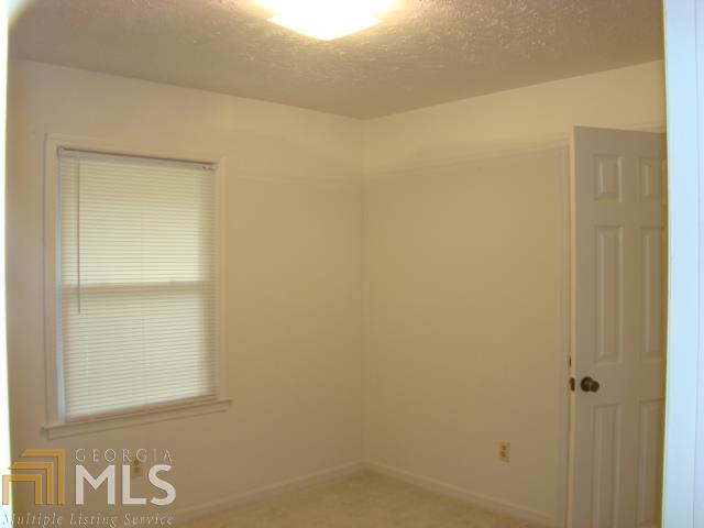 105 Hidden Pines Dr, Covington, GA 30016 photo 9