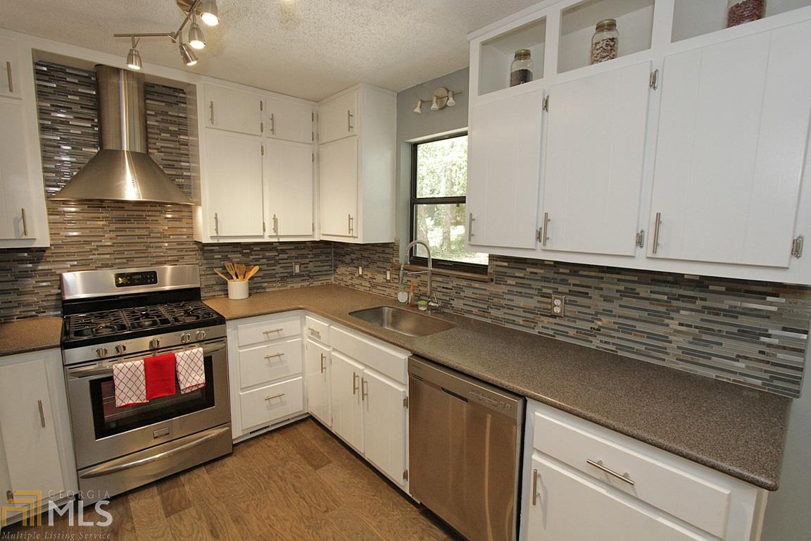 3067 Meadow Lark Dr, Duluth, GA 30096 photo 8