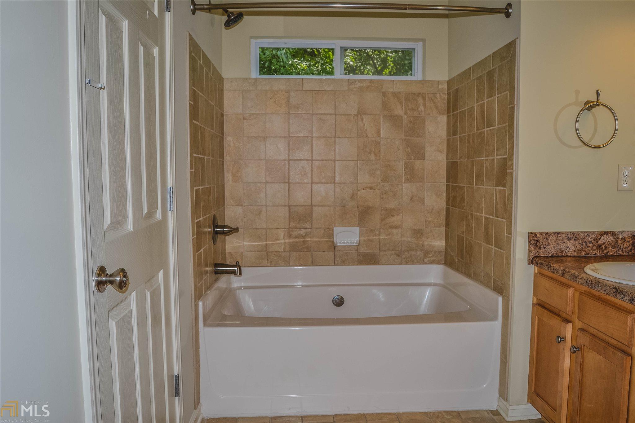 3986 Oak Glenn Dr, Duluth, GA 30096 photo 14