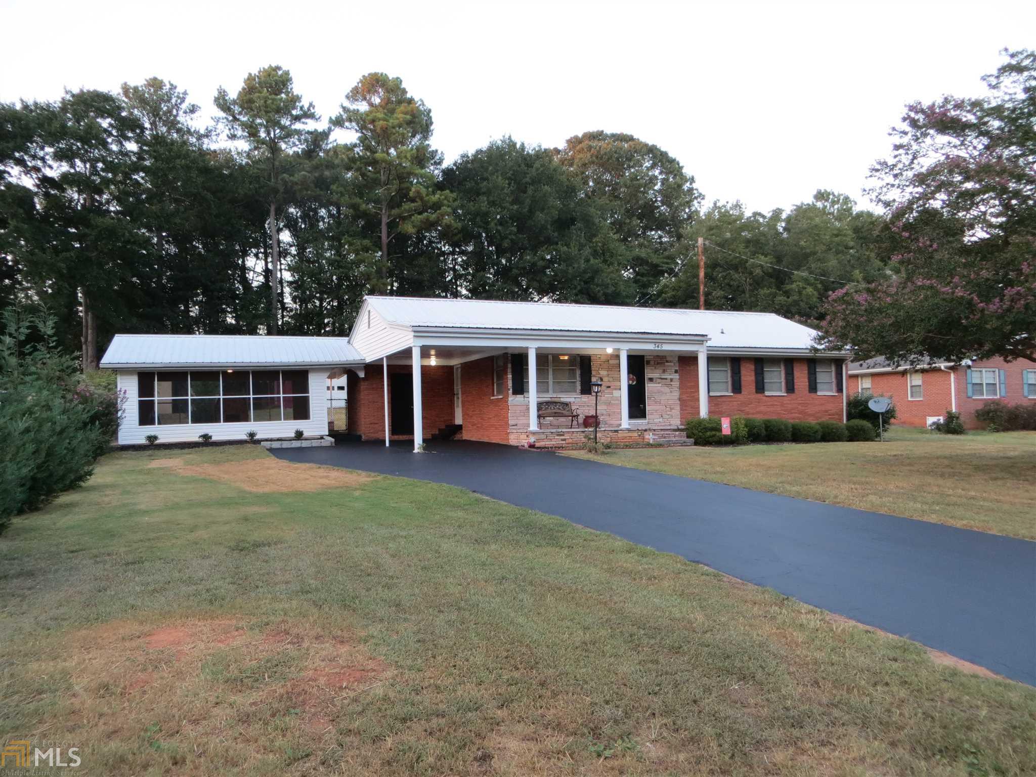 345 Wilson Dr, Commerce, GA 30529 photo 1